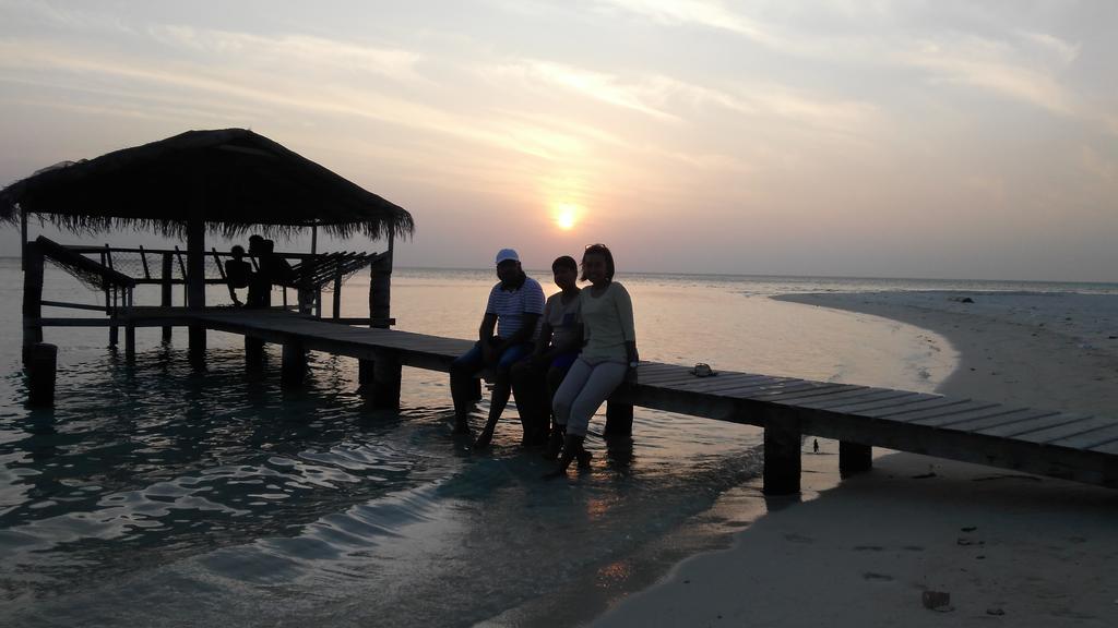 Marinabayvilla-Himandhoo Exterior photo